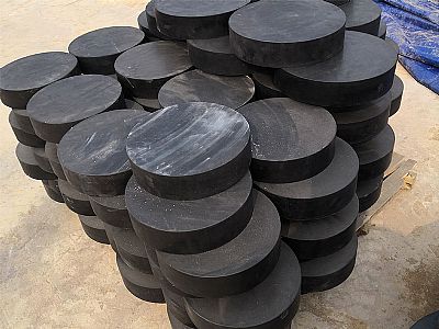 顺昌县板式橡胶支座由若干层橡胶片与薄钢板经加压硫化